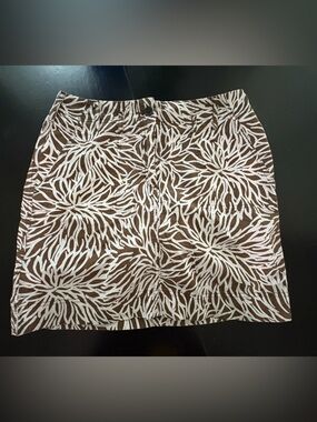 Lands' End Brown and White Floral Print Scort